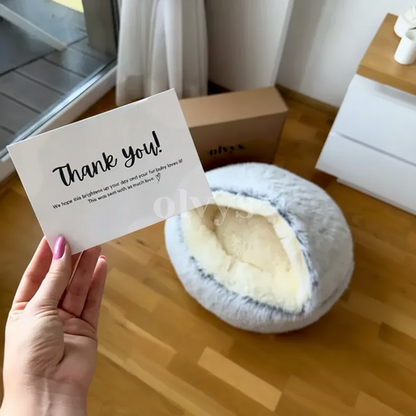 Cozy cocoon - pet bed